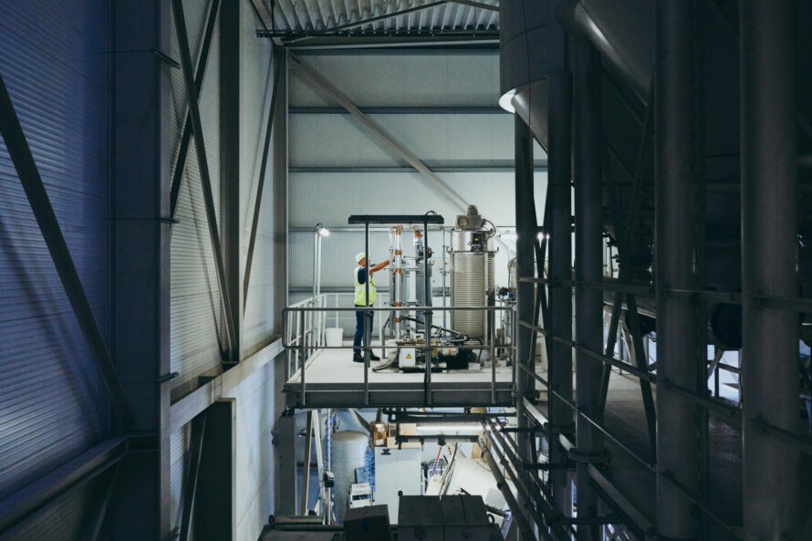 Moll Industries Moll Rail Mitarbeiter bei der Arbeit Foto © Lara Freiburger Moll Industries Moll Rail Mitarbeiter bei der Arbeit Foto © Lara Freiburger