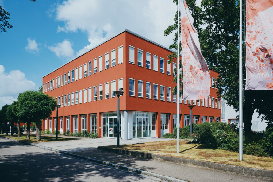 Außenansicht-Gebäude-Keimfarben-© Lara-Freiburger Außenansicht-Gebäude-Keimfarben-© Lara-Freiburger